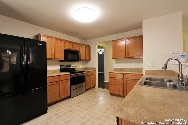 125 Creek Run Cibolo, TX 78108